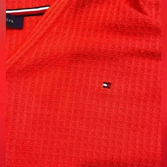Tommy Hilfiger Waffle Red Cardigan Sweater Size M Long Sleeves V-neck oversized - Picture 6 of 10
